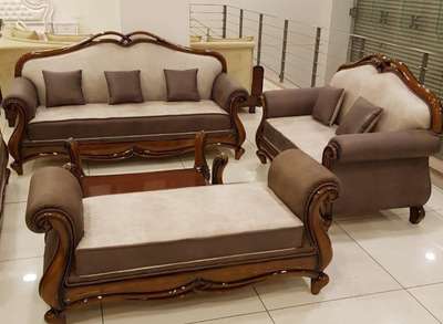 THETEGH's Wood carving sofa set for your Castle🏰

Features ✒️
The large sectional sofa features surprising seating capacity and coziness, bringing a strong leisurable aroma to your living room or media room. The quality  frames, high-density foam and no-sag sinuous spring suspensions ensure long-term comfort, support and performance .🌕

A.Resin+wood frame decoration on the body, frame is full carving.🛋
B.strong and dry solid wood frame inner with high quality elastic and metal springs.🏃‍♂️
C.high density foam cover with spring for seat cushion.🦆
D.comfortable and quality fabric uphoster, variety of style available ☃️
.
.
.
.
.
.
#reels #sofa #carving #interiors #quality #best #india #delhi ##sofaminimalis #livingroom #home #decor #furnituredesign #sofamurah #sofabed #kursitamu #sof #furniturejepara #o #sofatamu #mejamakan #furniturejakarta #kursi #sofaretro #mebeljepara #decoration #m #couch #interiors