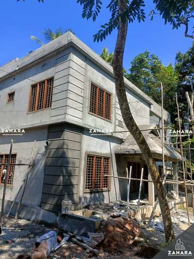 Job No : 178🏡
Client Name :Mr. Pramod 
Area : 2017 SQ FT 
Location : kollam
Stage : plastering work

Contact
7034076062
🥰നിങ്ങൾ കേരളത്തിലെവിടെയുമാകട്ടെ കുറഞ്ഞ ചിലവിൽ  നിങ്ങളുടെ വീട് ഞങ്ങൾ  ഫുൾ ഫിനിഷ് ചെയ്തു തരുന്നു ....
1⃣സ്ക്വയർ ഫീറ്റിന് 1400* രൂപ മുതൽ നിരക്കിൽ തറപ്പണി മുതൽ ഫുൾ ഫിനിഷിങ് വർക്കുകൾ കേരളത്തിൽ എല്ലായിടത്തും ചെയ്ത് നൽകുന്നു.
2⃣സ്ക്വയർഫീറ്റിന് 1600* രൂപ മുതൽ ആരംഭിക്കുന്ന പ്രീമിയം പാക്കേജുകൾ, മഹാഗണി,ആഞ്ഞിലി ഉപയോഗിച്ച്.
3⃣മാത്രമല്ല സ്ക്വയർ ഫീറ്റിന് 1700*,1900*,2300* രൂപ മുതൽ ലക്ഷ്വറി പാക്കേജുകൾ,
›10 ഘട്ടങ്ങളായി മുഴുവൻ തുക അടക്കാൻ അവസരം
◆ സൗജന്യ പ്ലാൻ & 3D എലവേഷൻ
നിങ്ങളുടെ വീടുപണി തുടങ്ങാനുള്ള തയ്യാറെടുപ്പിലാണെങ്കിൽ ഉടനെതന്നെ കോൺടാക്റ്റ് ചെയ്യൂ.
Contact Now
7034076062
#keralahomeplanners #freehomeplans #homedesign #homesweethome #homedesigner #budgethomes #BuildersandDevelopers #buildersinkochi #bestbuilders #contemporaryhomedesign #budgethomepackages #interior #elevationdesign #zaharabuilders #traditionalhome #homedecor #villas #residential #modernhousedesign