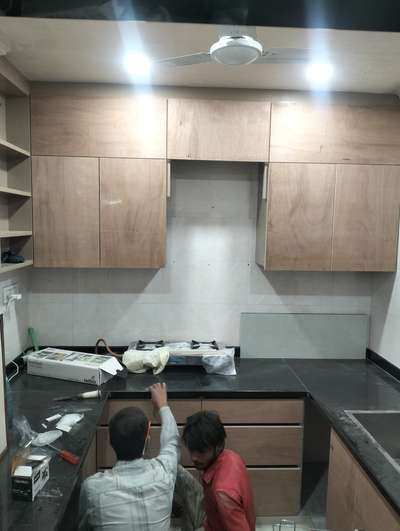 #KitchenIdeas  #ModularKitchen  #HomeDecor  #homeowner  #shalimarbagh  #Delhihome