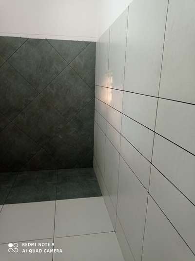 #BathroomTIles  2×2