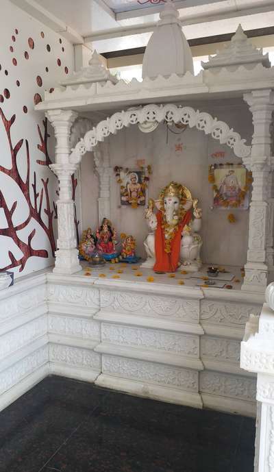 Marble temple 
all types of Marble temple work manufacturerd more design & size option   #InteriorDesigner  #templedoor  #Architectural&Interior  #delhiinteriors  #DelhiGhaziabadNoida  #HouseDesigns