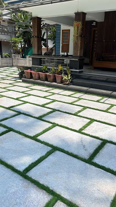Banglore stone 3/2 with four side artificial grass💛
