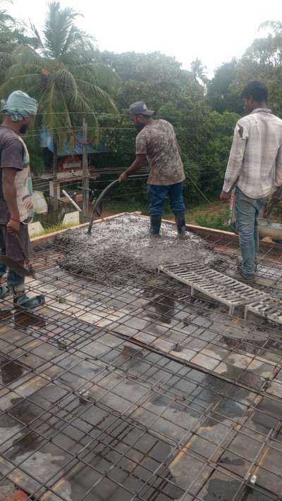 roof slab concrete for Mr.Levin @ Arampully, Mundur, Thrissur
