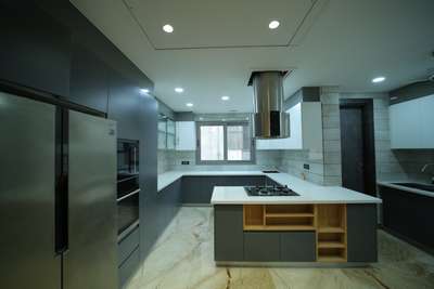 #LShapeKitchen  #ModularKitchen  #islandkitchen  #designerkitchen  #HouseDesigns