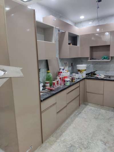 eno tech kitchen with pantry unit 1750 per sqft