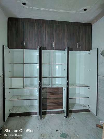 *wardrobe modular kitchen*
wooden and fitting 5year warranty
best service