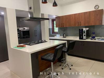 #cupboarddesigns #KitchenInterior #Aluminiumcompositepanel #KeralaStyleHouse #Alappuzha #InteriorDesigner #aroor