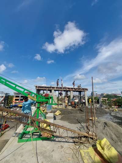 stair floor casting..@kodungallur anugraha arcade


 #architecturedesigns 
 #commercial_building 
 #concretestructure