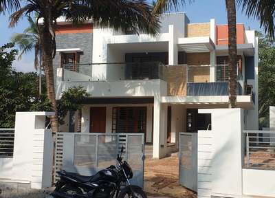 Preject: Ridence
Clint : Adv.Santhosh Kumar.
Area : 2200 Sqft
Location: Thiruvananthapuram.