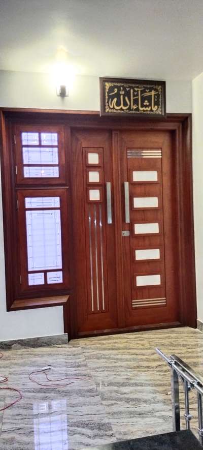 Front door🏠🏘️