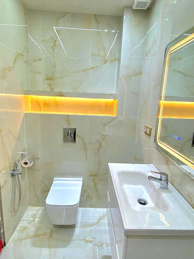 #Tiles
Bathroom wall 🧱