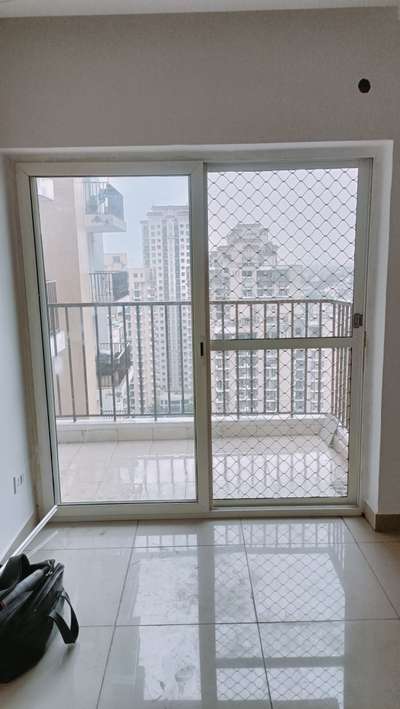 #Aluminium_sliding_Door  #glassfilmservice  #glassworks #ss_wrok  #sssaiftygates  #aluminiumgate #profilehandles  #profilegates