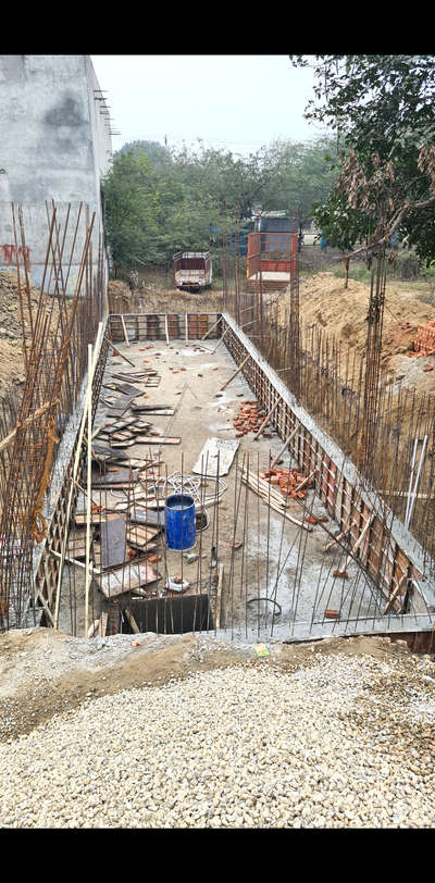 Sco-385 sector-4 transport nagar karnal
Basement with RCC wall
#structure #Contractor #construction