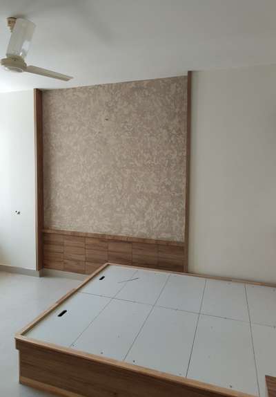patch design ... #TexturePainting  #texture  #LivingroomTexturePainting  #lnterior_texture-paint  #WallDecors  #WallDesigns  #WallPainting  #wallarts  #wallartwork  #HouseDesigns  #Designs