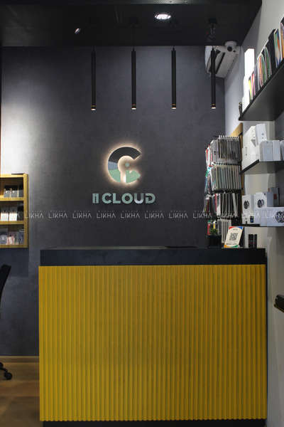 Commercial Interior

client : icloud mobiles

Location : Medi. college, Calicut 

 #InteriorDesigner  #architecturedesigns  #commercialdesign  #shopintererior #customized_wallpaper  #carpentery  #industrialwork  #VinylFlooring  #calicutdesigners