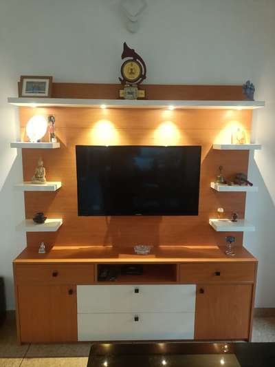 #LivingRoomTVCabinet #maltiwoodwrk #greenlamemica_ #etc