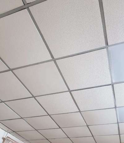 grid celling kai liye ladke chaiye.
dihadi pr 2 din ka kaam hai 
thekedar call na kre.
9650811938