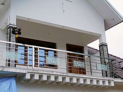 ss handrails  #MrHomeKerala  #keralahomeplans #GlassBalconyRailing  #StainlessSteelBalconyRailing