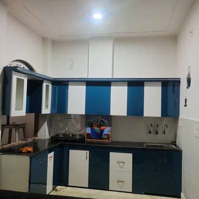 kitchen HDMR  board₹1100 square feet
Mo .9911978728