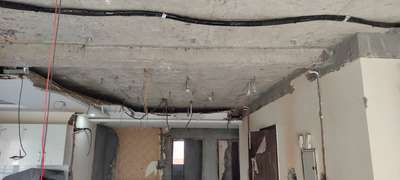 karigar chahiye dihadi me false ceiling ke liye 2 mistri 1 labour 
jaldi contact kare