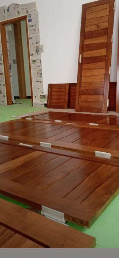 *Wood polishing.. PU*
All company pu material good finishing.... And high quality work