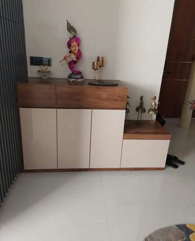 carpenter gurugram 
woodwork interior