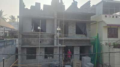 ongoing project at Ernakulam

Area-1633 sq ft

cost-32.66 lakhs

4 bedroom home design

#minimaldesign
#architectdesign
#homedesign
#homeconstruction
#homeconstructionkochi
#homeplansdesigns