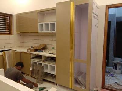 *carpenter*
wardrobe design