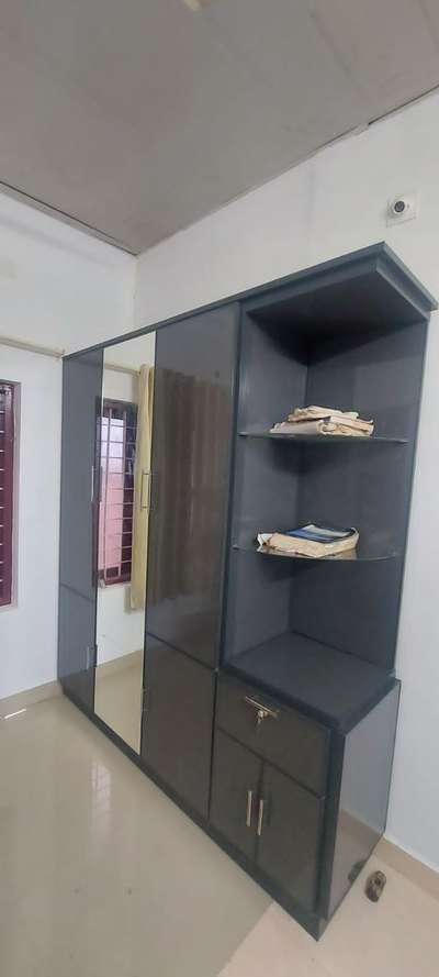 Aluminium Wardrobe