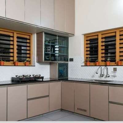 Kitchen Thrissur Kerala
📞7907544304 #ClosedKitchen 
 #KitchenIdeas  #LargeKitchen  #LShapeKitchen