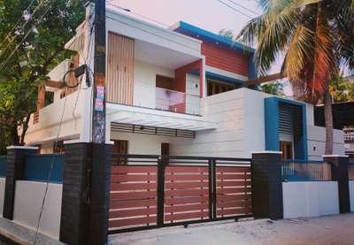 additional and extension work,
#contemporary
site : M G kavu, thrissur  🏡