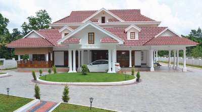 traditional touch #HouseDesigns  #Kollam #keralahomedesignz #keralatraditionalmural