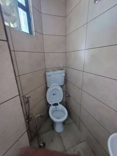small toilet 
10sqft area 







 #toiletinterior  #smalltoilet 
 #HouseDesigns #toiletinspiration