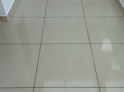 2×2 വിട്രിഫൈഡ് ടൈൽസ് ഞങ്ങൾ epoxy ചെയ്തപ്പോൾ