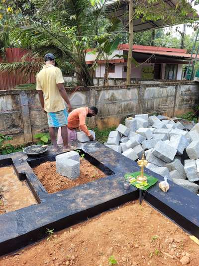 Site stories - Rajesh Rekha Brick work starting
 #Architect #sitestories