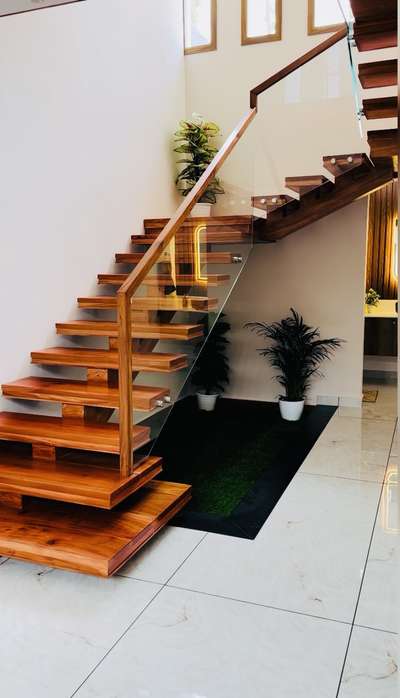 #GlassHandRailStaircase  #modern home  #KeralaStyleHouse  #StaircaseHandRail  #HomeDecor  #homedesigne  #industrialhanddrails