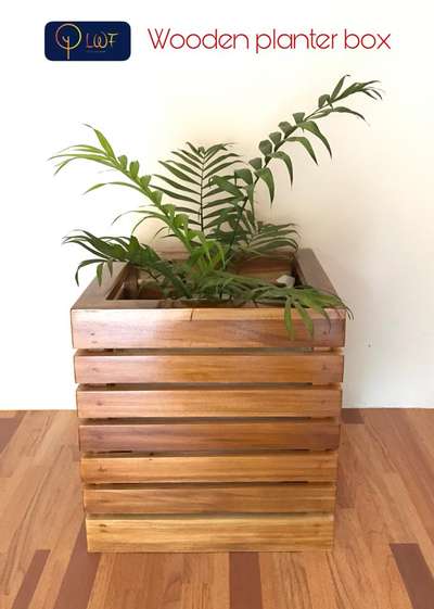 wooden planter box customised size and designs are available 
whatsapp lwf 9605439194
 #IndoorPlants  #woodenplanter  #GardeningIdeas  #homegardening  #woodendecors
