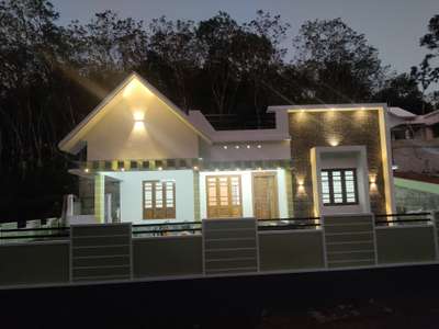 10 സെൻറിൽ 1350 sqft വീട് വില്പനക്ക് ചേർപ്പുങ്കൽ