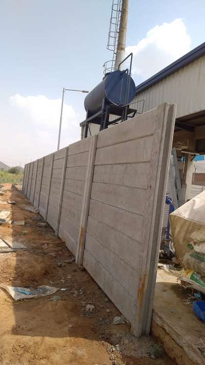 RCC precast boundry wall.
50mm block with 150mm clomun 



 #boundrywall  #RCC  #saftygrill