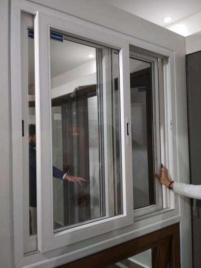 upvc sliding window with push lock