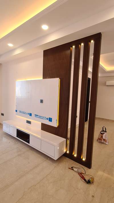 #LivingRoomTVCabinet  #partitiondesign  #InteriorDesigner  # #Architect  #modernhome  #Designs