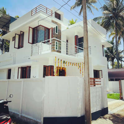 #4centPlot
#3BHKHouse
#HomeAutomation
#InteriorDesigner
#KeralaStyleHouse