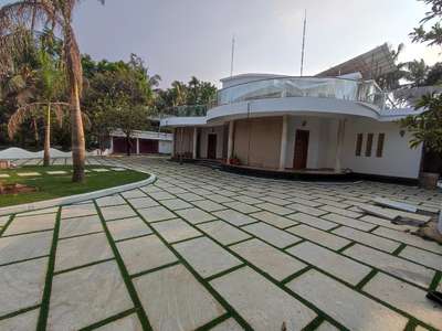 bangalore sone 150/sqft
  #BangaloreStone  #LandscapeGarden  #artificialgrass  #tandurstone