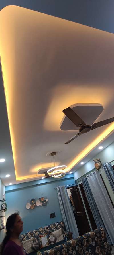 best gypsum false ceiling design by sahil interior....

 #GypsumCeiling  #DelhiGhaziabadNoida  #InteriorDesigner  #sahilinterior