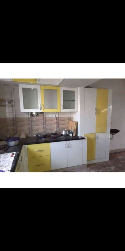 *Modular Kitchen *
HDHMR BOARD BOTH SIDE LAMINATED
.