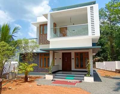 Completed Residential Project at Kuttapuzha, Thiruvalla

#karekadu #karekaduconstructions #KeralaStyleHouse #keralastyle #Alappuzha #Kottayam #thiruvalla #Kollam #MasterBedroom #BedroomDecor #LivingroomDesigns #verandah #modernhome #BalconyGarden #balcony #GlassDoors #GlassBalconyRailing #GlassStaircase #SlidingWindows #WindowsIdeas #WoodenWindows #woodworks