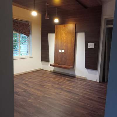 Laminated wooden flooring
📞+919388922822