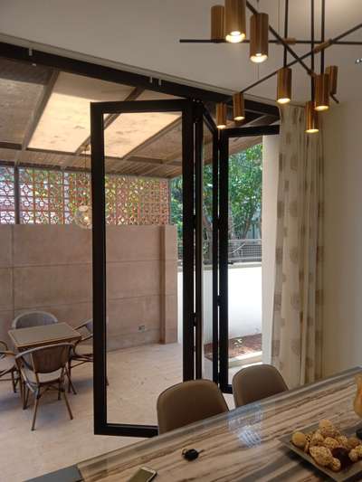 Sliding Folding Door
Hosten Aluminium Systems