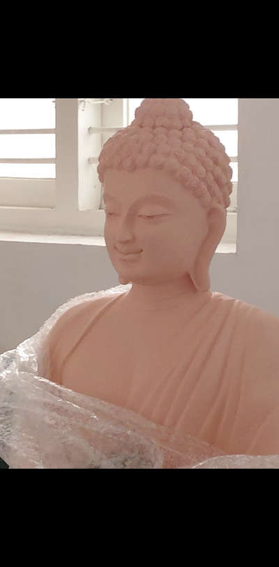 Original Buddha sculpture 
2.5 feet tall seated.
custom delivered to your address. retail price includes production cost and transportation anywhere in India. Whole sale price for minimum  2 pieces.. contact us for details..#buddha  #buddhastatue  #buddhasculpture #sculpture #gardensculpture #gardendecor #indoordecor 
#meditation 
#Peace