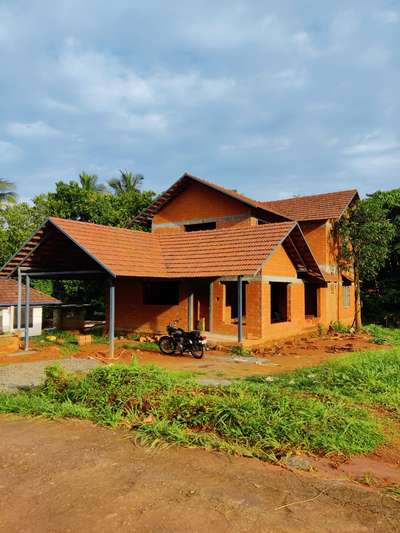 Ongoing 4bhk residence at Mannarkkad. 
#25LakhHome #vernaculararchitecture #keralaarchitecture #sustainable #art  #architecture  #cseb #mudblock #rooftiles